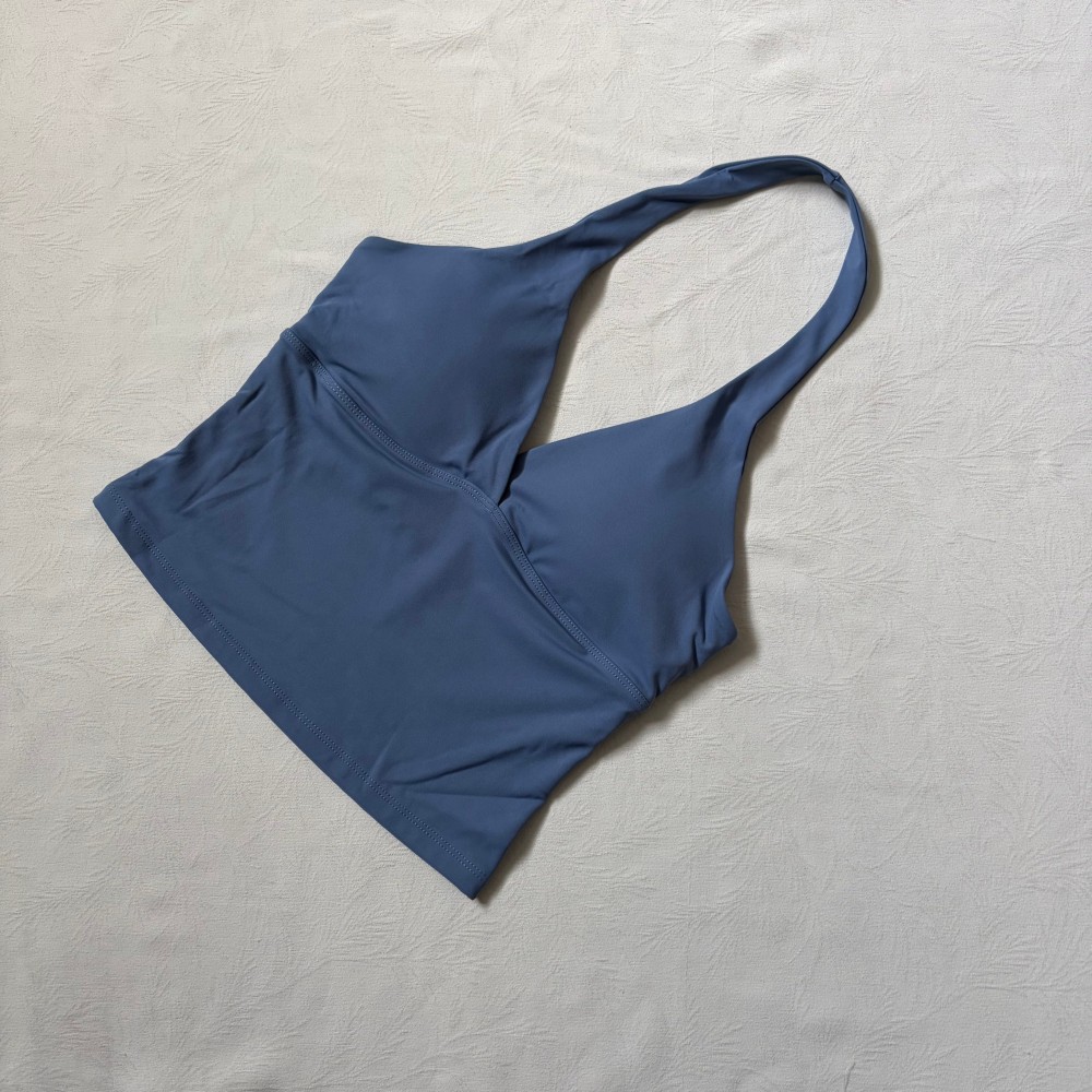 Logo V-neck Hanging Neck Vest  - огляд і ціна Yoga And Fitness Mat