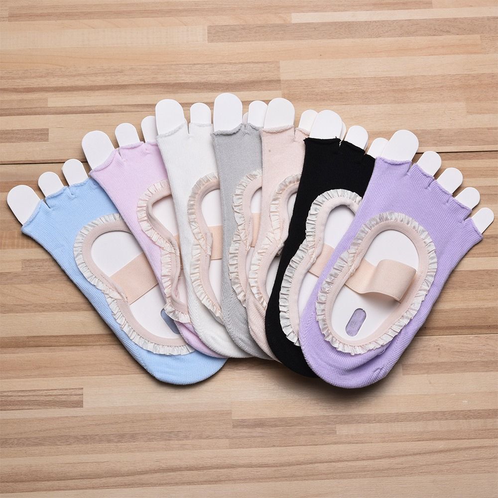 Creative Non-Slip Yoga Socks B - огляд і ціна Yoga Fitness Class